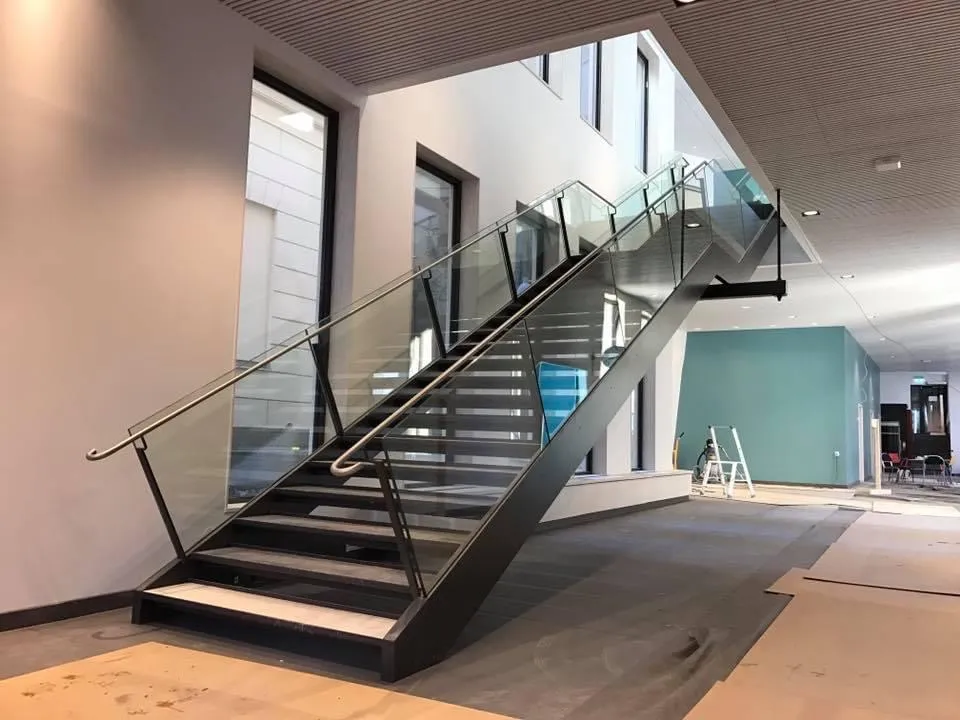 Ståltrappa — Humanistiska teatern